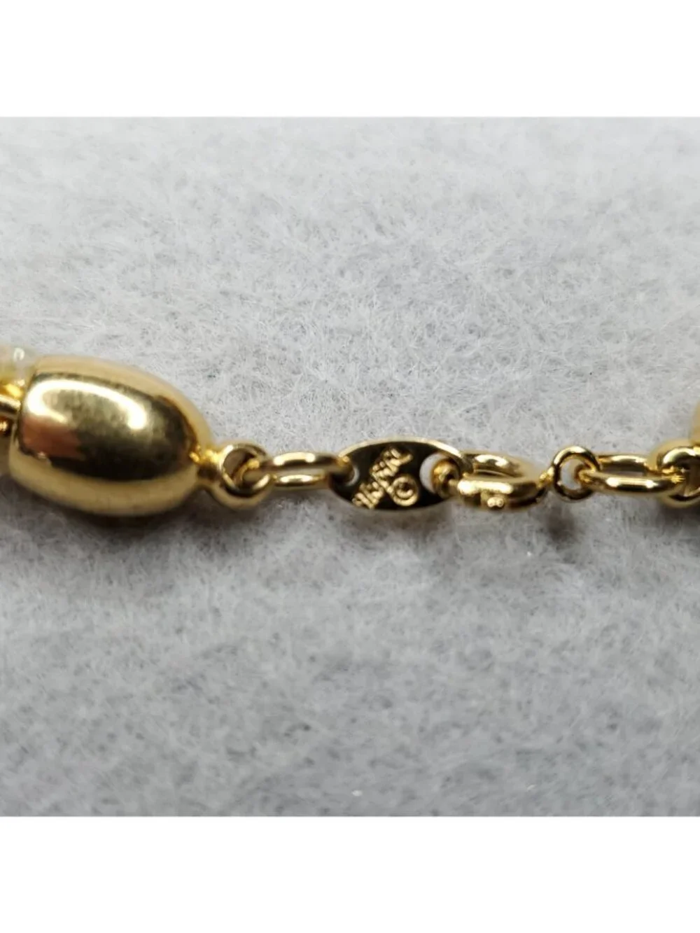 Vintage Trifari Necklace Gold Tone Faux Pearl Twisted Rope Chain 15.5